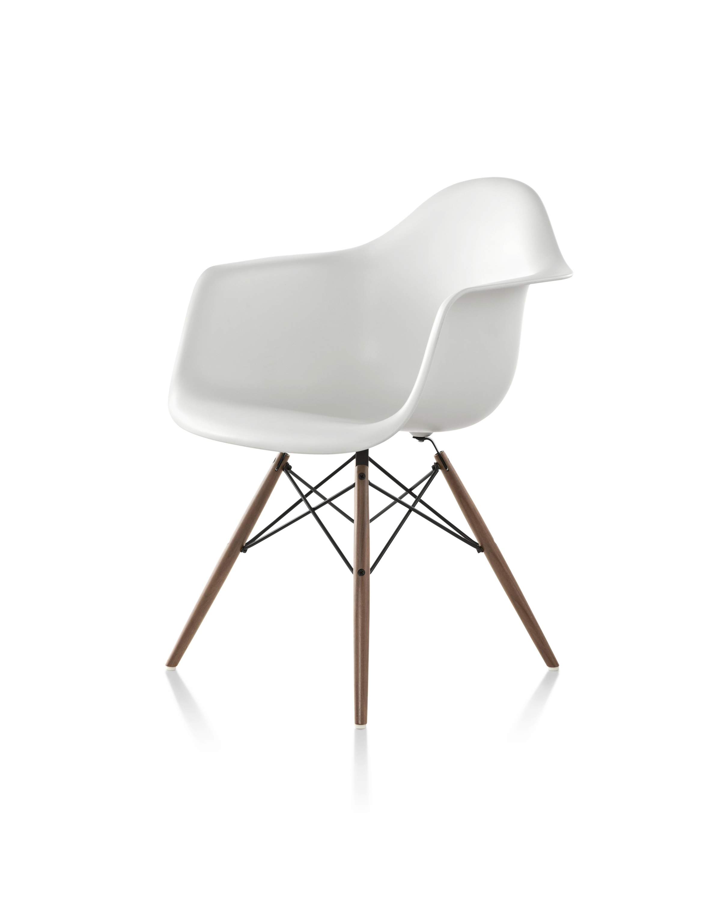 开云（中国） - 坐具|休闲椅|办公家具|设计师家具|伊姆斯®塑料扶手椅